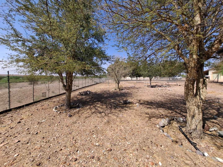 4 Bedroom Property for Sale in Karos Northern Cape